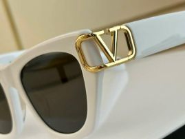 Picture of Valentino Sunglasses _SKUfw49838641fw